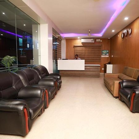 Hotel Shams Inn Kochi Exterior photo